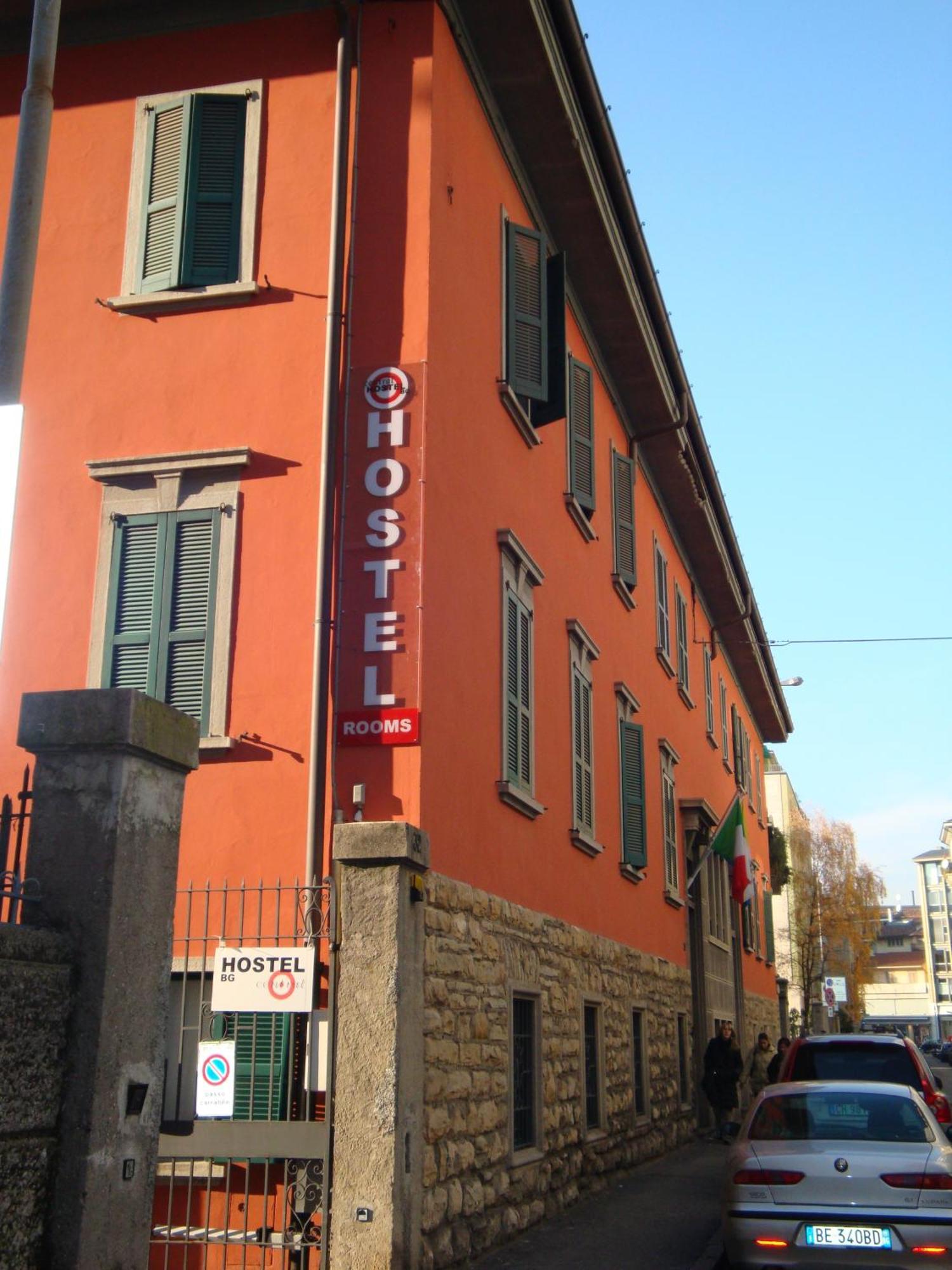 Central Hostel Bg Bergame Extérieur photo