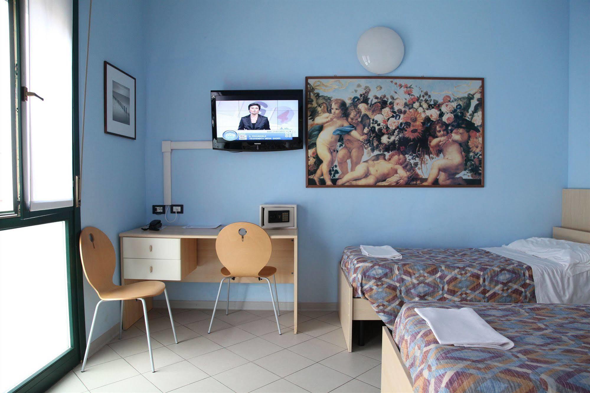 Central Hostel Bg Bergame Extérieur photo
